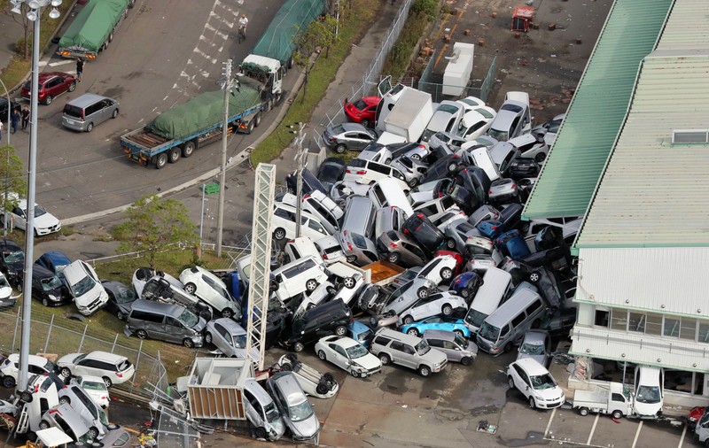FOTO / Cel puțin zece morți în Japonia, țară lovită de cel mai puternic taifun din ultimii 25 de ani