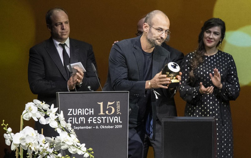 „Adânc în mlaștina corupției!” Filmul românesc „Colectiv” a câștigat premiul pentru cel mai bun documentar internațional la festivalul de la Zurich!