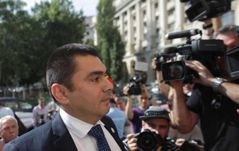 UPDATE. Şefi din Jandarmerie, la Parchetul General. Aceștia sunt puși sub acuzare în dosarul intervenţiei din 10 august / VIDEO