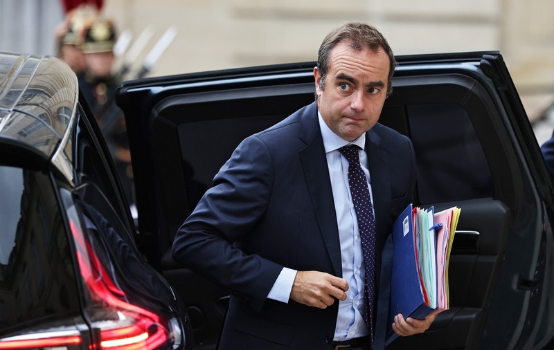 Cine este Sébastien Lecornu, noul prim-ministru al Franţei: primar la 18 ani și consilier pentru Nicolas Sarkozy