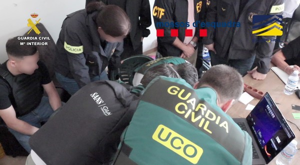 Actiune Guardia Civil Spania - adolescent roman arestat în Alicante