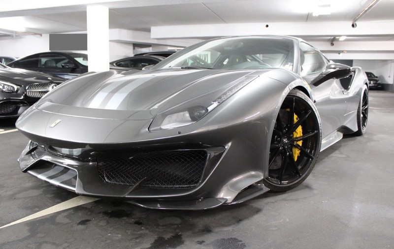 Două mașini Ferrari, de un milion de euro, au fost furate dintr-o parcare subterană din Düsseldorf. „Hoții-fantomă” nu au fost prinși