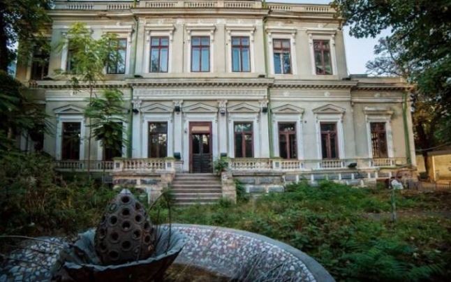 PALATUL CHRISSOVELONI - CANTACUZINO