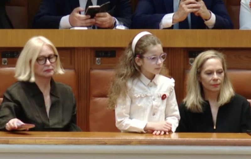Comentariul amuzant al lui Nicușor Dan despre discursul rostit în Parlament: „Fetița a spus că s-a plictisit”