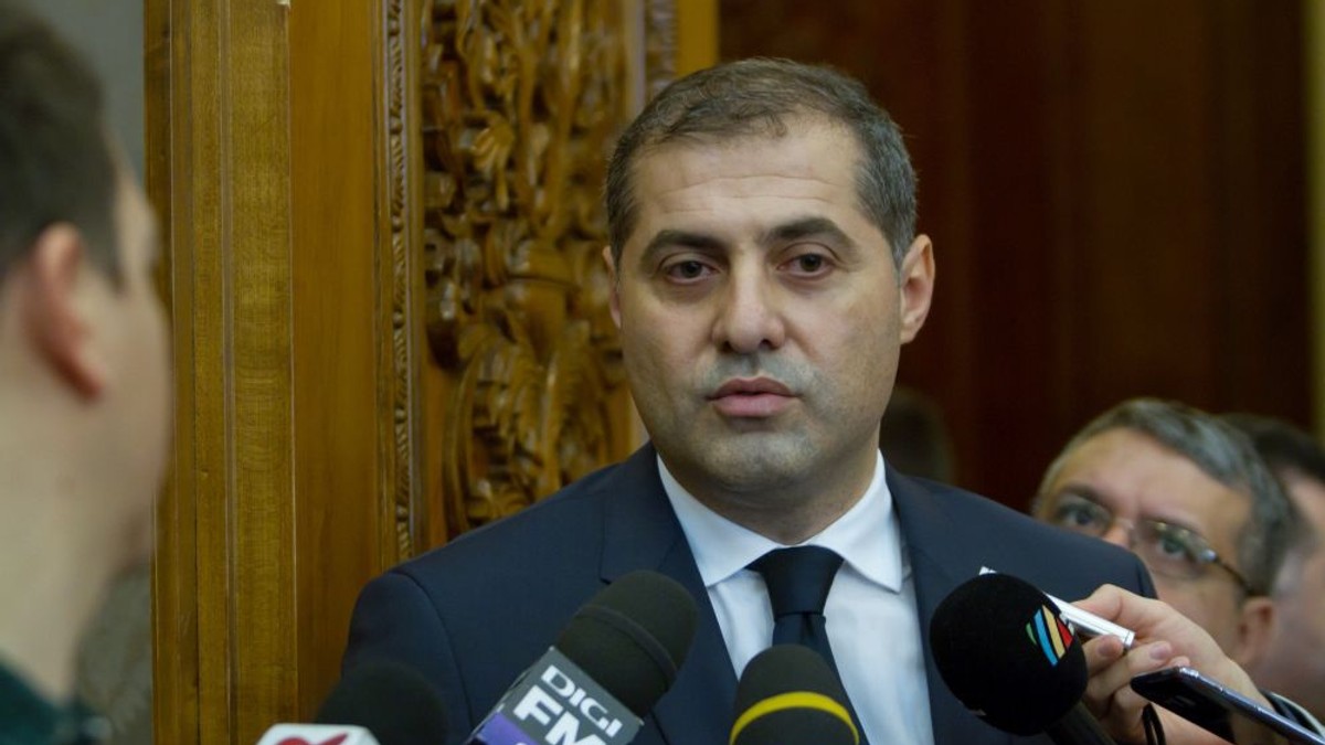 Patronii critică modificarea Codului Fiscal în privința angajaților part-time