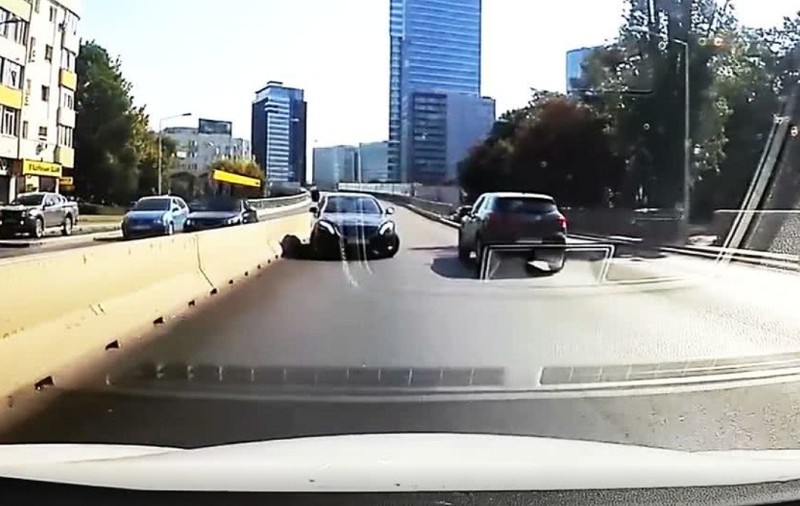 VIDEO/ Mașina lui Gigi Becali a mers pe contrasens în București!