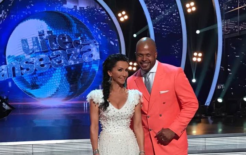 Mihaela Rădulescu a ajuns la munca de jos. Cum a fost surprinsă în platoul Uite cine dansează