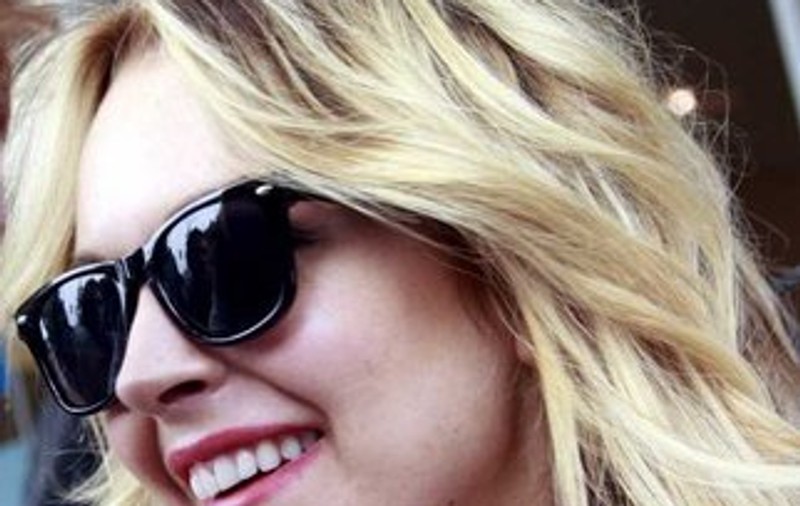Lindsay Lohan este un geniu, spune mama sa