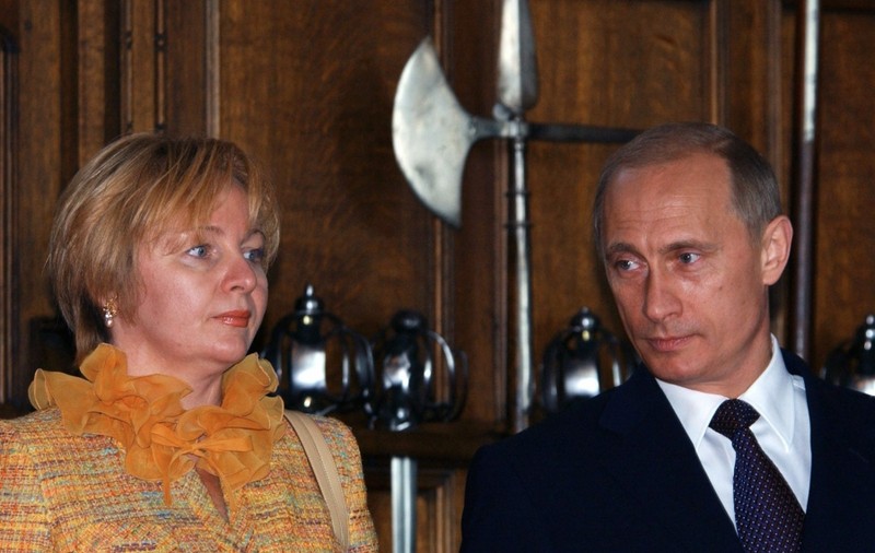 Putin A DIVORŢAT, ÎN MOD OFICIAL! Iată dovada găsită de presa din Rusia 
