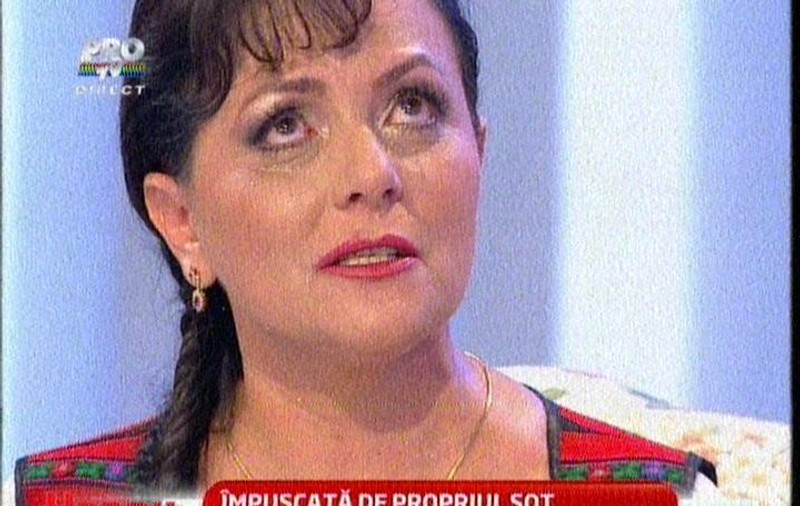 Maria Ghinea, cântăreața împușcată în cap de fostul soț, își roagă ÎN LACRIMI ATACATORUL: ”Lasă-mă în pace să-mi trăiesc viața”