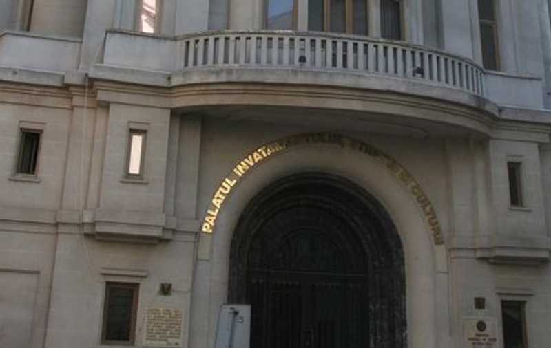 Deşi secţiile ID de la "Spiru" funcţionează ilegal, înscrierile continuă
