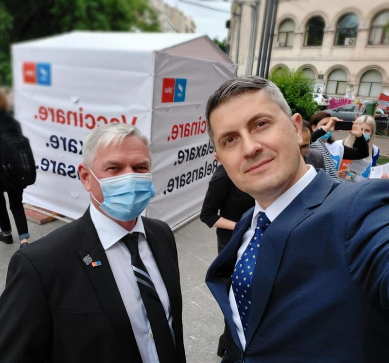 Costel Vicol și Dan Barna | Foto: Facebook