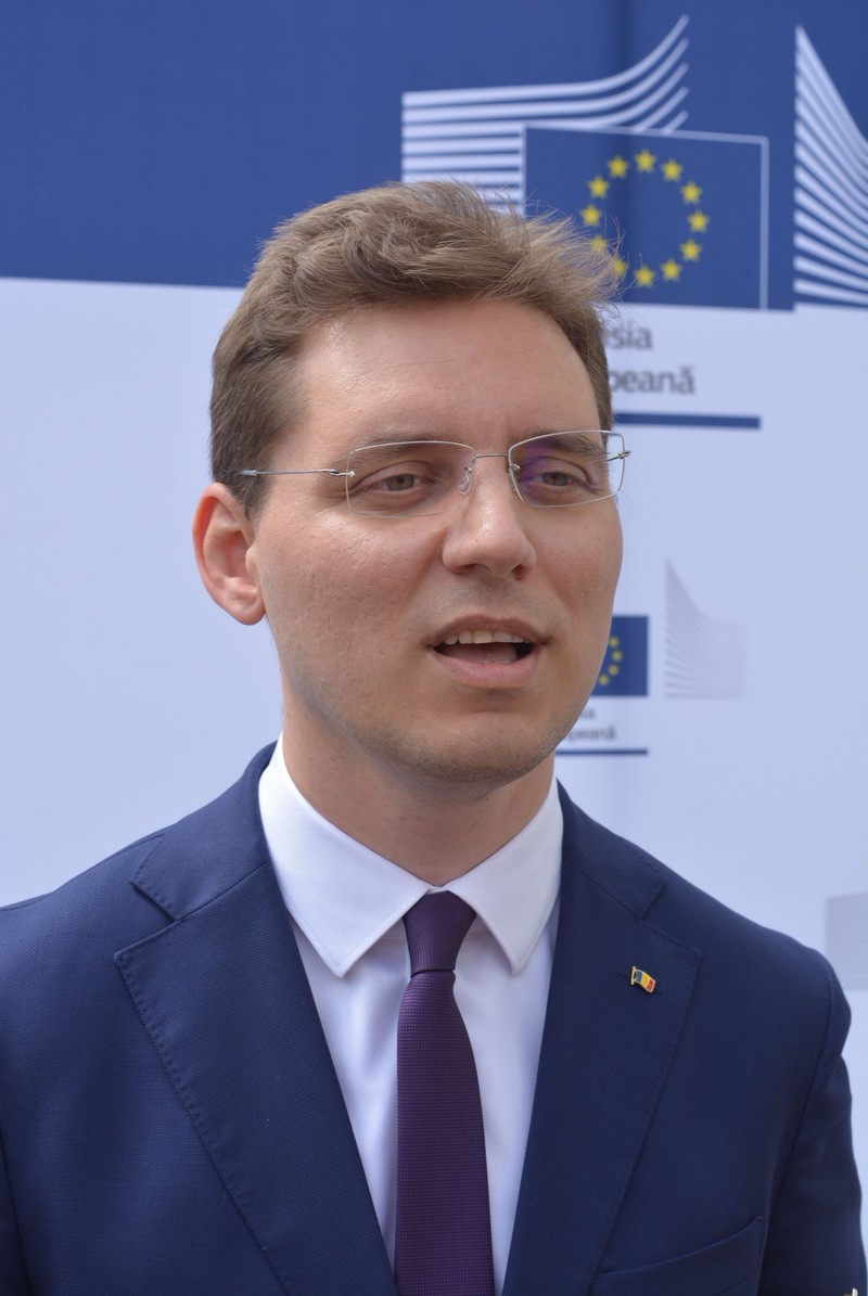 Victor Negrescu, ministru Delegat pentru Afaceri Externe, participa la receptia organizata de Reprezentanta Comisiei Europene in Romania alaturi de Primaria Municipiului Alba-Iulia, cu ocazia celebrarii Zilei Europei, joi, 10 mai 2018, la Hotel Mediaveal Alba Iulia. LUCIAN DANCIU / MEDIAFAX FOTO