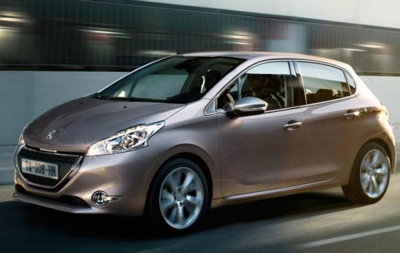 Foto | Uite cum arată noul Peugeot 208, înlocuitorul lui 207!