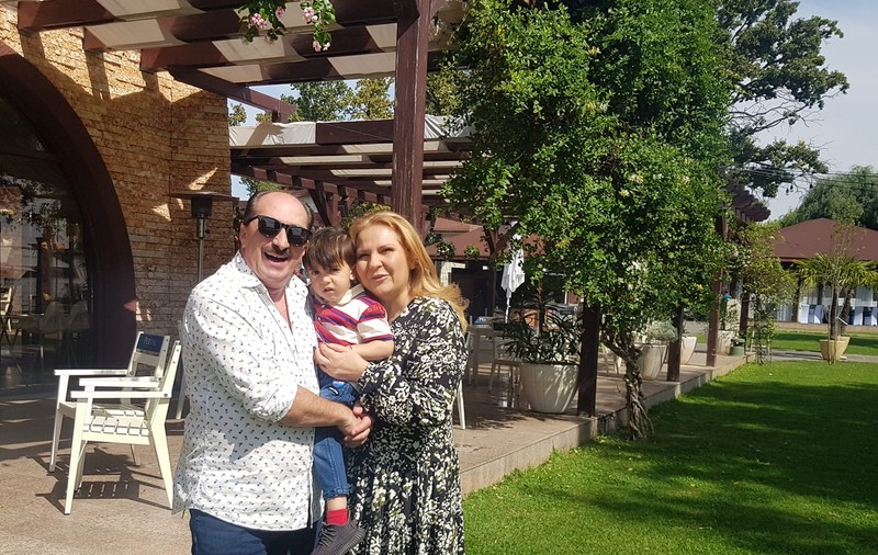 Nepotul lui Romică Țociu a fost operat de urgență, după ce a înghițit două bile: „A fost aproape de șoc septic”