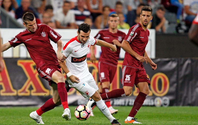 Cupa Ligii. CFR Cluj - CSU Craiova 0-0 (3-2 după loviturile de departajare). FC Voluntari - Dinamo 1-2 / VIDEO