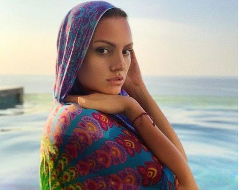 Alexandra Stan arată tot. În ce ipostaze fierbinți s-a fotografiat | FOTO