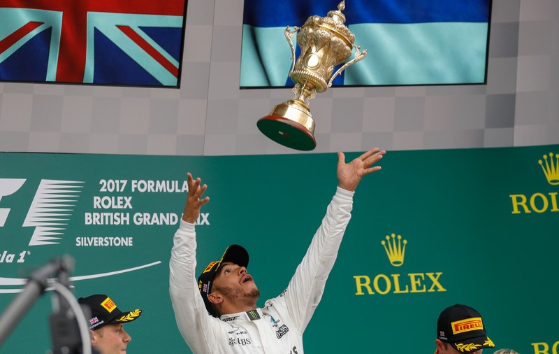 Formula 1 - Marele Premiu al Marii Britanii. Lewis Hamilton a terminat primul, Sebastian Vettel a avut probleme. ”Dublă” Mercedes