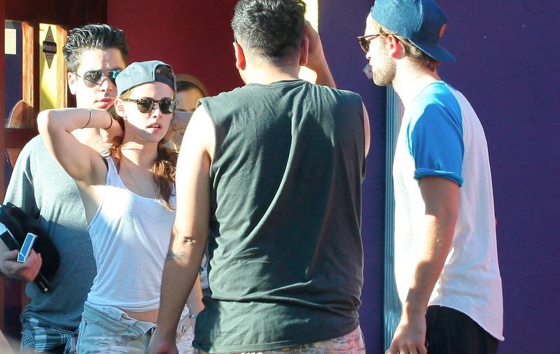 PRIMELE FOTOGRAFII cu Robert Pattinson şi Kristen Stewart după împăcare. Cum ți se par cei doi? 