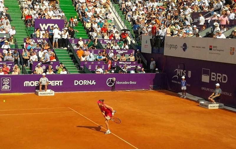 Simona Halep şi Monica Niculescu merg mai departe în turneul de la Bucureşti