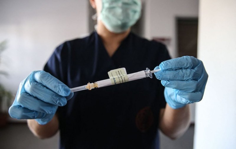 Comisia Europeană a semnat contractul pentru 300 de milioane de doze de vaccin anti-COVID dezvoltat de Pfizer