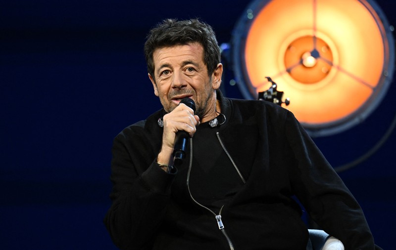 Patrick Bruel, acuzat de agresiune sexuală și viol de 19 femei: „El este un «vânător», iar noi suntem «prada»”