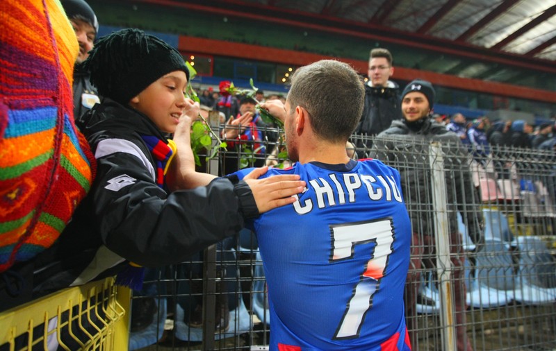 Chipciu, la picioarele uriașului Lăcătuș! De ce e mândru că poartă tricoul cu numărul 7