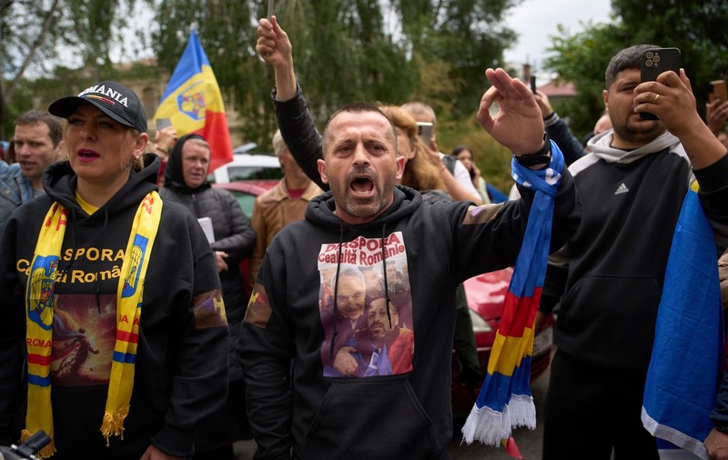 De ce este lumea MAGA obsedată de România: o analiză cuprinzătoare New York Times arată cum administrația Trump a continuat munca Rusiei