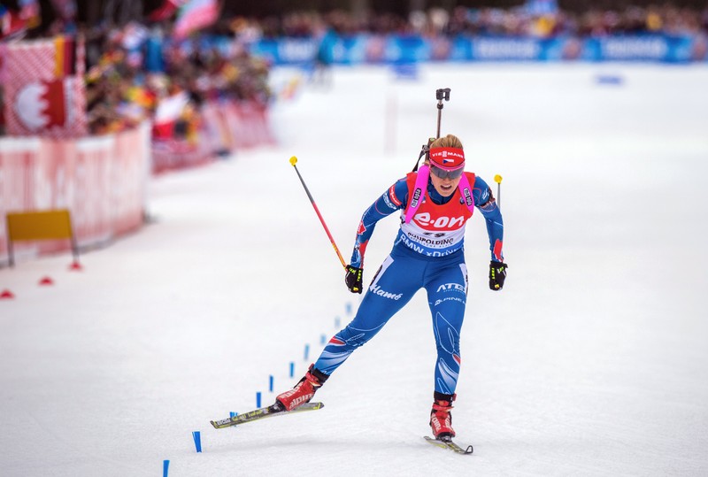 epa04563536 Gabriela Soukalova of Czech Republic crosses the finish line during 7.5 km women's sprint race during the Biathlon World Cup at the Chiemgau Arena in Ruhpolding, Germany, 15 January 2015. EPA/MARC MUELLER