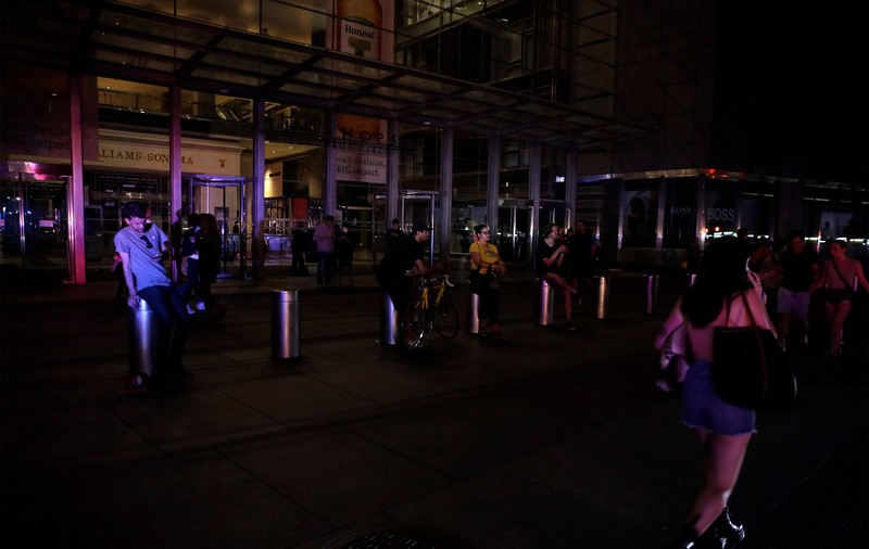 Pană majoră de curent la New York. Manhattanul a stat în beznă timp de câteva ore