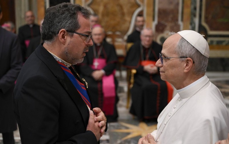 Papa Leon al XIV-lea, primul discurs adresat diplomaților internaționali. Ce a transmis Suveranul Pontif despre migranți și familia tradițională