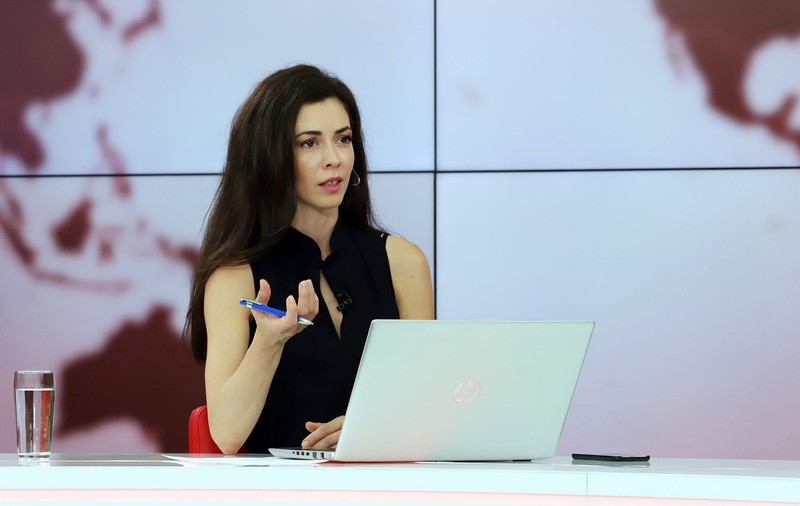 Laura Ștefănuț, contributor Libertatea, despre decizia de a scrie ca ”fostă jurnalistă”, drept urmare a relației cu Vlad Voiculescu