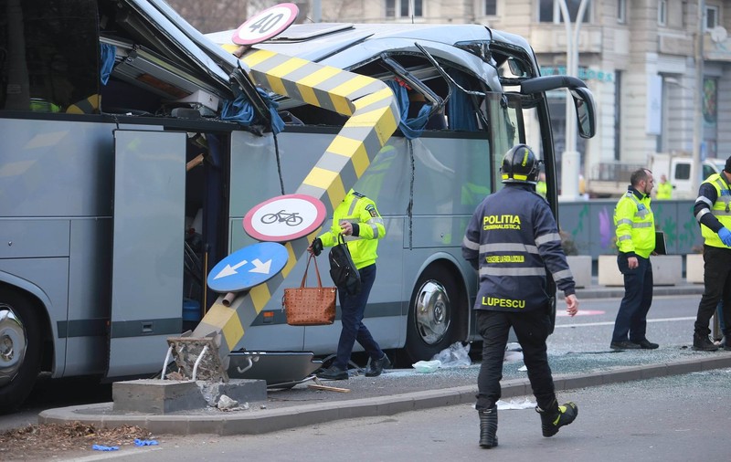 Avocatul șoferului grec implicat în accidentul din Pasajul Unirii: „Nu i se pot reproşa multe lucruri. A fost nefericit faptul că a luat-o la stânga, că aşa i-ar fi spus GPS-ul”