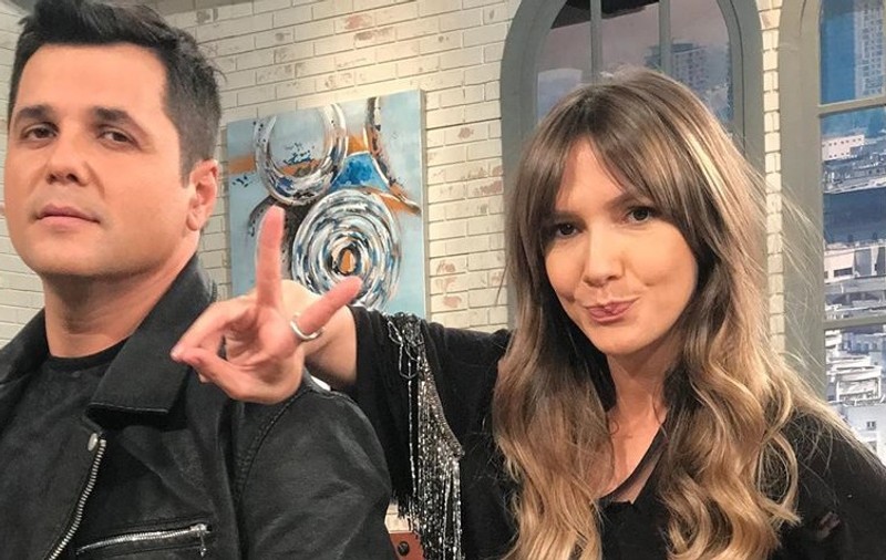 Adela Popescu a dezvăluit care este relația dintre ea și Cove, colegul de la “Vorbește lumea”. “Ne-a ajutat foarte tare”