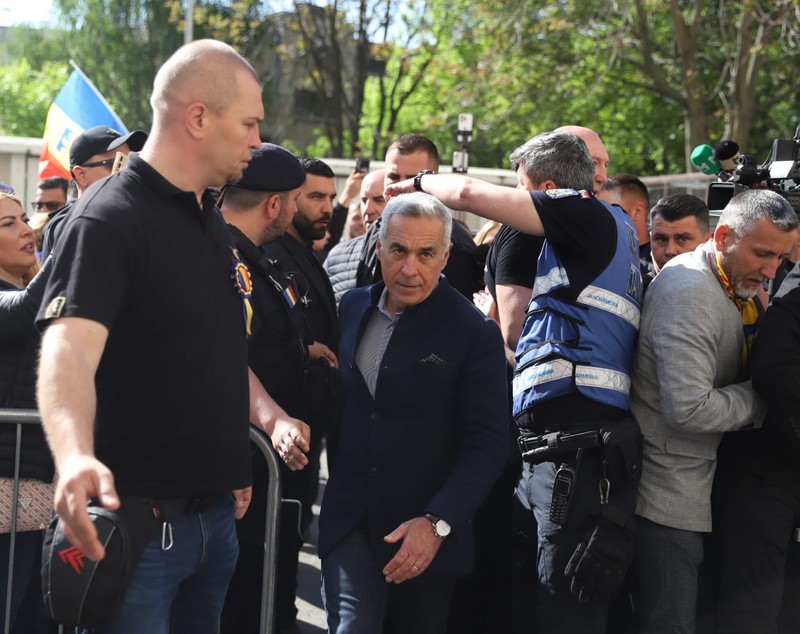 Călin Georgescu, prezent din nou în fața judecătorilor pentru prelungirea controlului judiciar