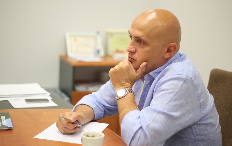 Tensiuni în Giuleşti. Săpunaru şi Niculae îl contestă dur pe Valerii Moraru: "Pleacă!"