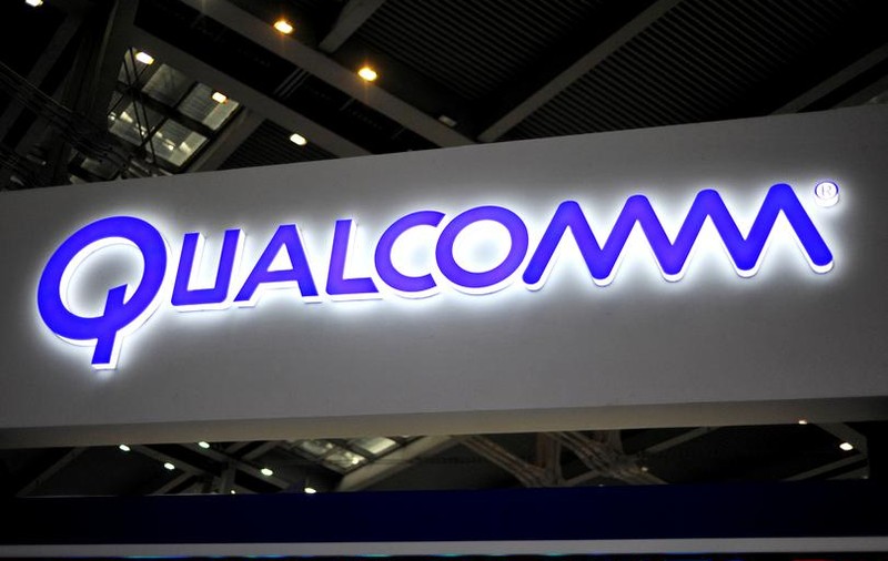 Trump blochează preluarea Qualcomm de către Broadcom pe motiv de siguranță națională. Decizia vizează indirect și România