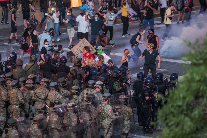 Garda Națională a sprijinit polițiștii în timpul protestelor din Atlanta, Georgia FOTO: EPA