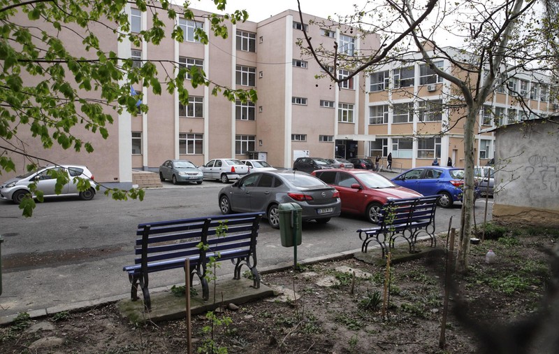 „Violenţa şcolară nu este o glumă”. Elevii din București și Ilfov, apel către autorități, după cazul profesoarei înjunghiate la oră