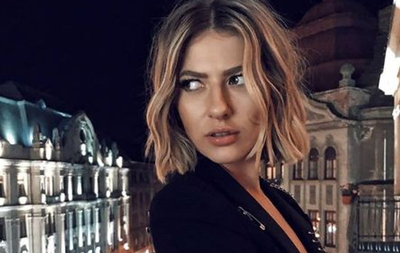 Ce urare i-a făcut Lidia Buble lui Răzvan Simion de ziua lui. S-au distrat împreună la Disneyland | FOTO