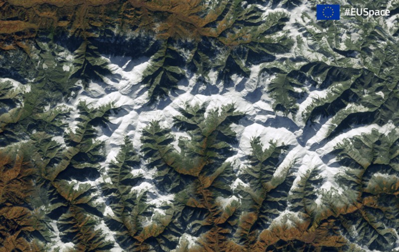 Cum se văd Munții Rodnei din spațiu. Imagine realizată de un satelit european