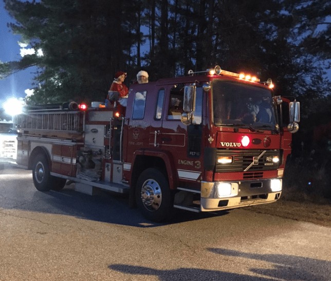 Parada din Ludowici, Georgia, foto: Long County Fire Department, Metro