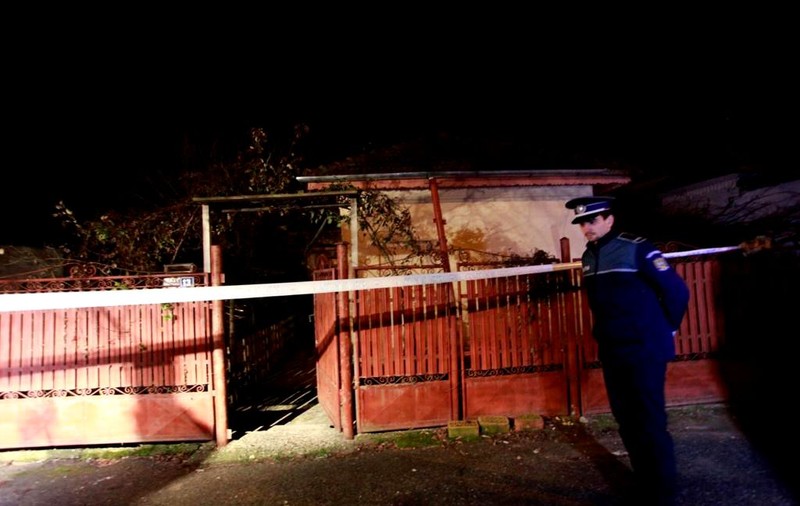 Tânărul care și-a înjunghiat mortal unchiul a fost internat la Spitalul de Psihiatrie de la Săpoca