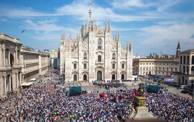 O româncă a fost arestată la Milano în timpul funeraliilor lui Silvio Berlusconi