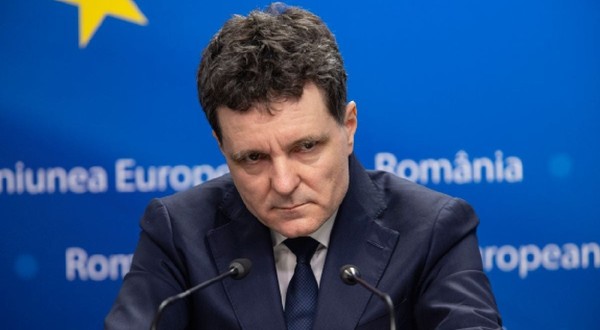 Nicușor Dan, încruntat