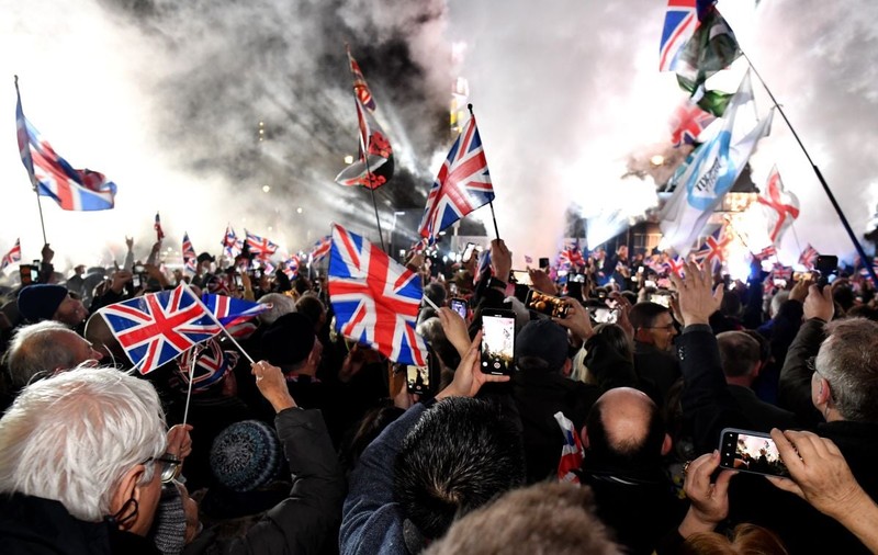 Mesajul gigantic vizibil din avion al unui fermier britanic, la 10 ani de la Brexit: „A distrus Regatul Unit”