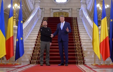 Imagine de la ultima vizită făcută de Zelenski la Palatul Cotroceni, în octombrie 2023, când s-a văzut cu fostul președinte, Klaus Iohannis. Foto: Hepta