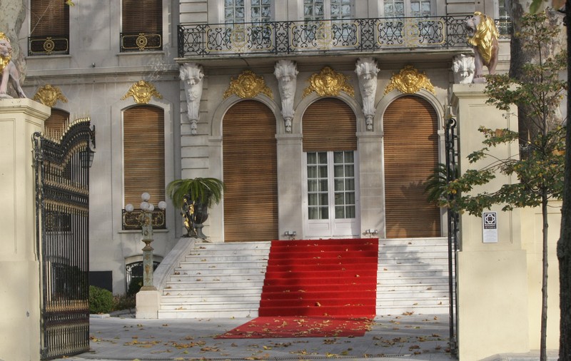 Palatul lui Gigi, tot mai neîngrijit | FOTO
