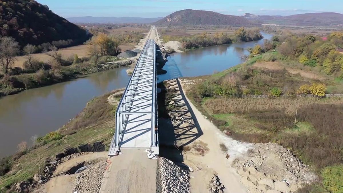Pod de cale ferată pe linia ADJUD - SICULENI, septembrie 2024