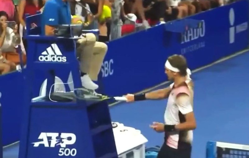 Alexander Zverev, exclus din turneul de la Acapulco după ce a lovit cu racheta scaunul arbitrului